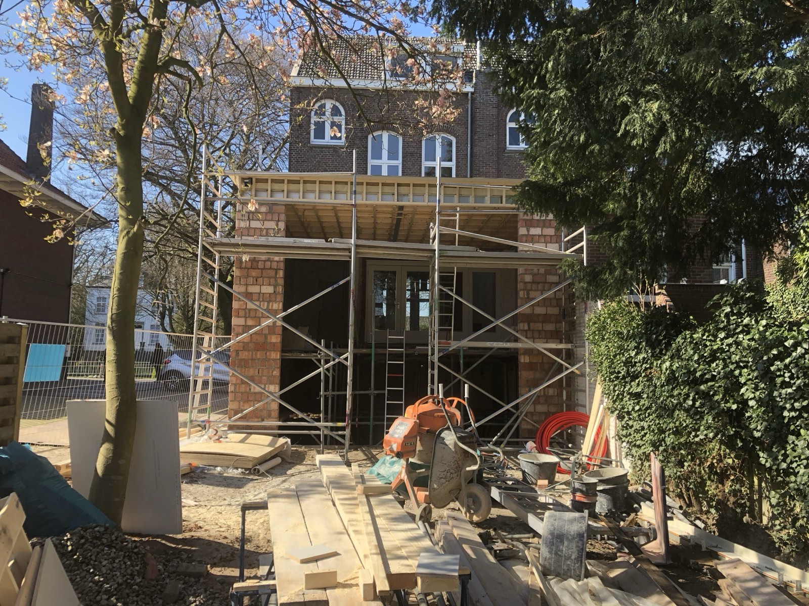 Renovatiehuis met Aanbouw