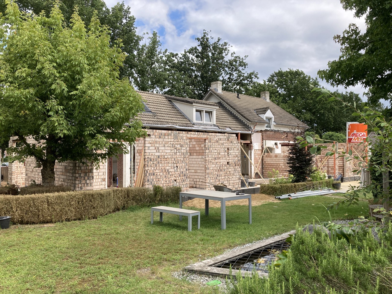 Nieuwe gevels opgemetseld